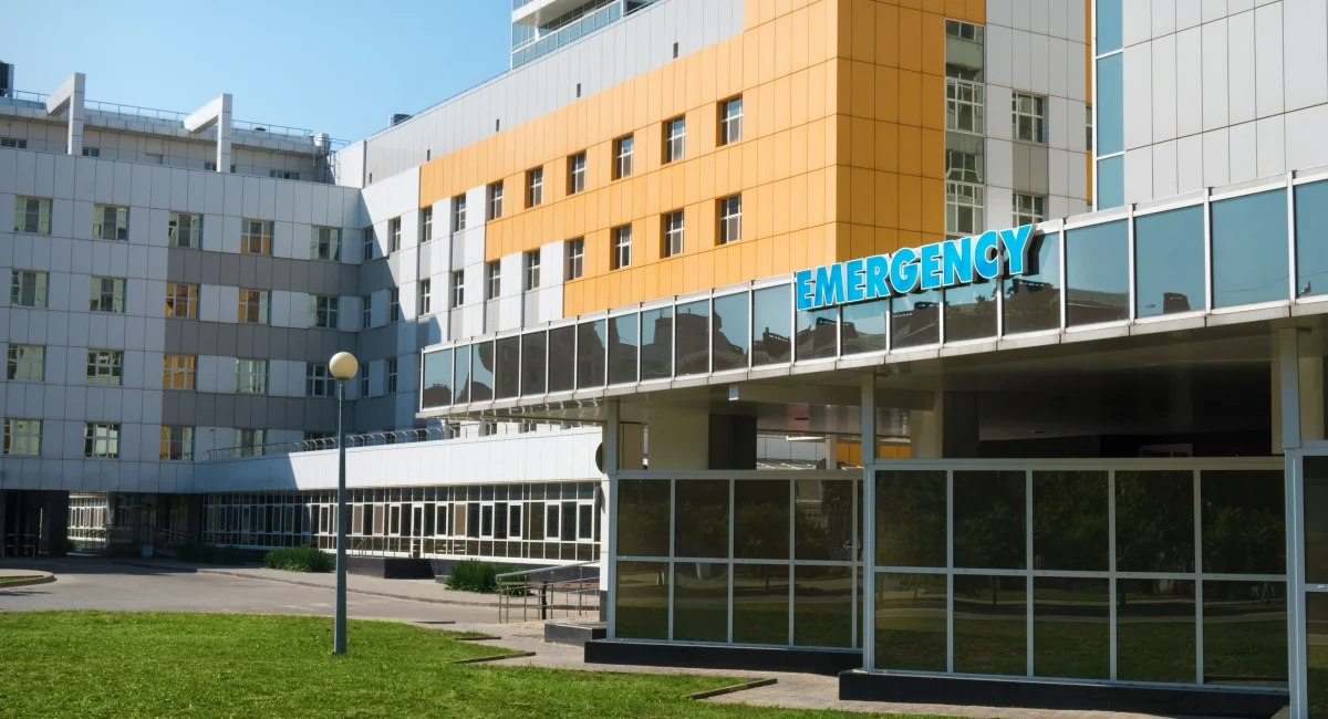 entrance to hospital emergency room on sunny day